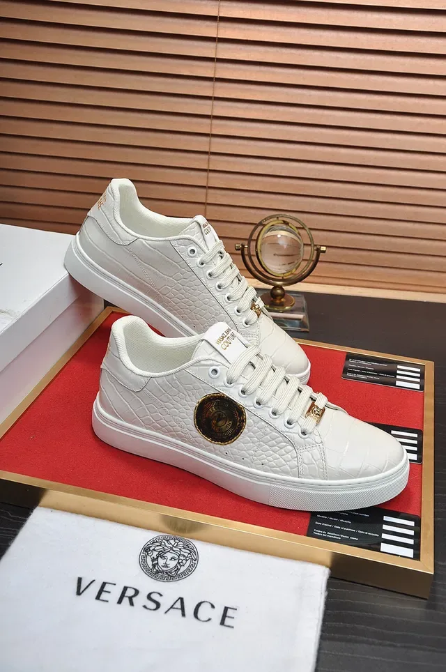 Versace Jeans Couture Croc-Embossed Off-White حذاء سنيكرز أسلوب الحياة 5