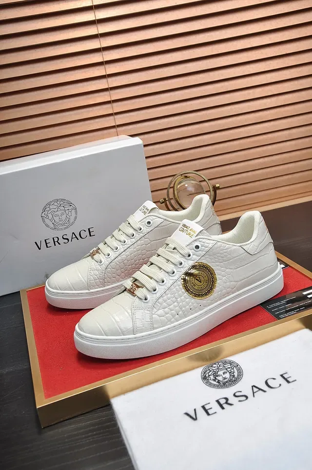 Versace Jeans Couture Croc-Embossed Off-White حذاء سنيكرز أسلوب الحياة 8