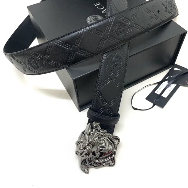 Versace Medusa Embossed Greca Ceinture en cuir noir 7
