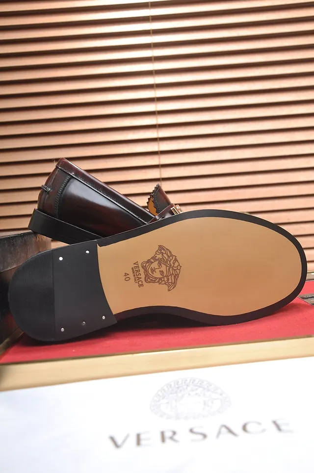 Versace Odissea Borgonha Couro Greca Fivela Mocassins 3