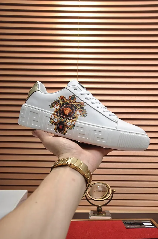 Versace Odissea सफेद बारोक प्रिंट लाइफस्टाइल स्नीकर्स 7