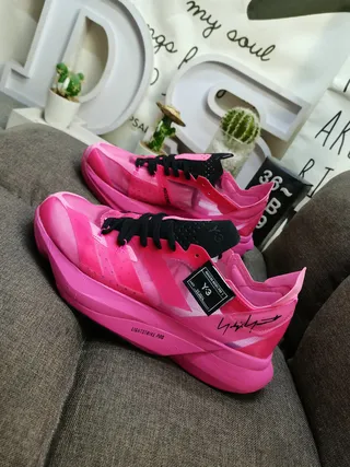 Y-3 Lightstrike Pro गुलाबी और काला रनिंग जूते 7