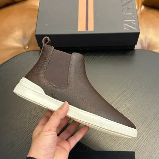 Zegna Brown Beige Pebbled Leather Elastic Side Gussets Chelsea Boots by Zegna — boots supplier, yupoo album photo