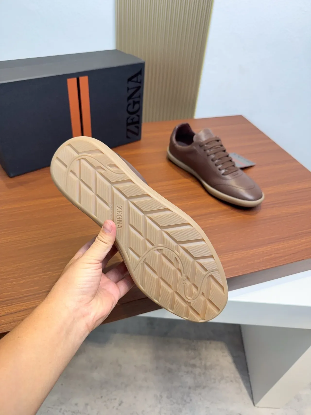Zegna أحذية جلد بني كاجوال مربوطة 2