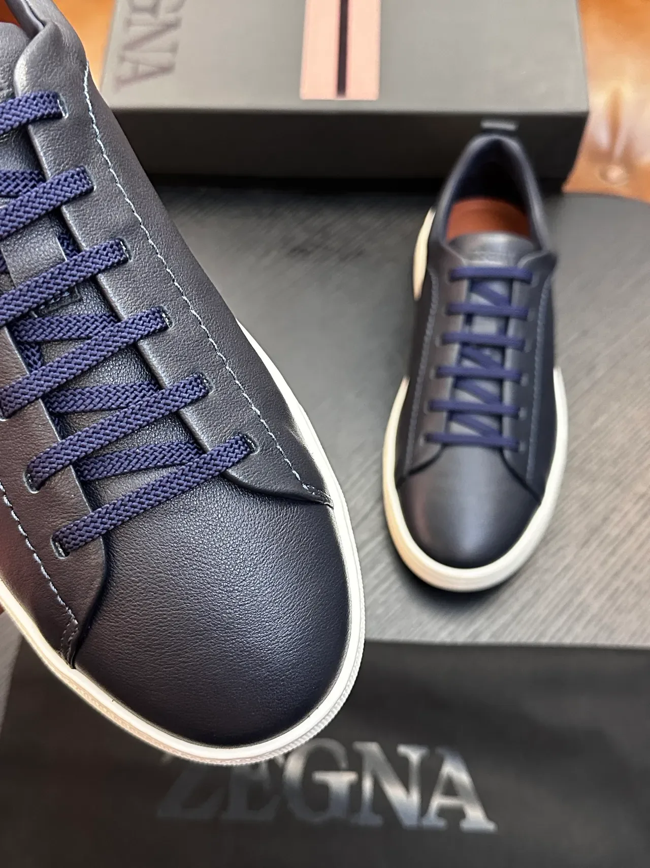 Zegna Gris Beige Cuero Superior Suela Contraste Sneakers Lifestyle 4