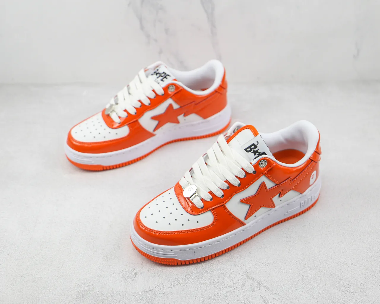 A Bathing Ape BAPE STA أحذية رياضية لايفستايل برتقالي وأبيض 4