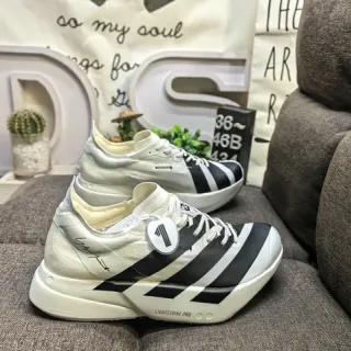 Adidas بيج أسود ميدسول منحوت ثلاث شرائط حذاء نمط حياة رياضي
