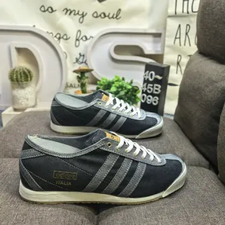 Adidas حذاء رياضي أسود رمادي من الدنيم العلوي مع لوحة جانبية ثلاث خطوط أسلوب حياة