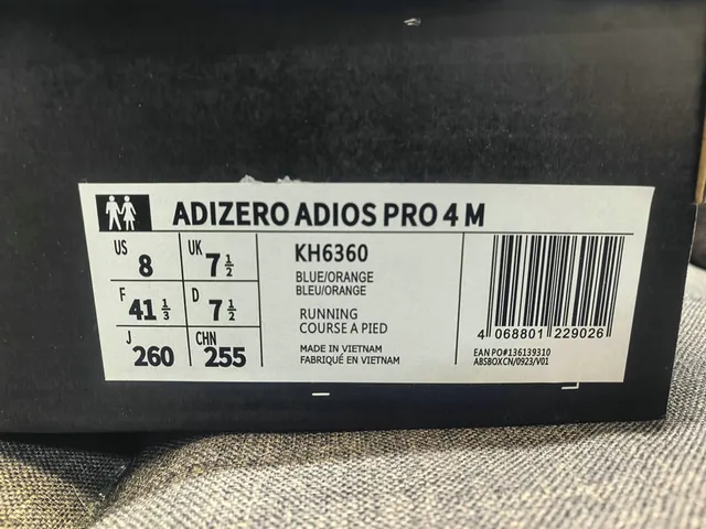 Adidas Tênis Running Azul Laranja com upper de malha engenheirada e overlay de três listras metálicas 2
