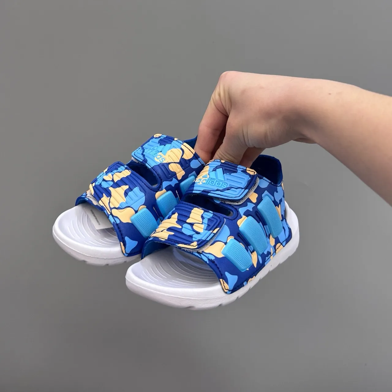 Adidas Blue White Dual-Strap Velcro Closure Camouflage-Print Upper Casual Sandals 10