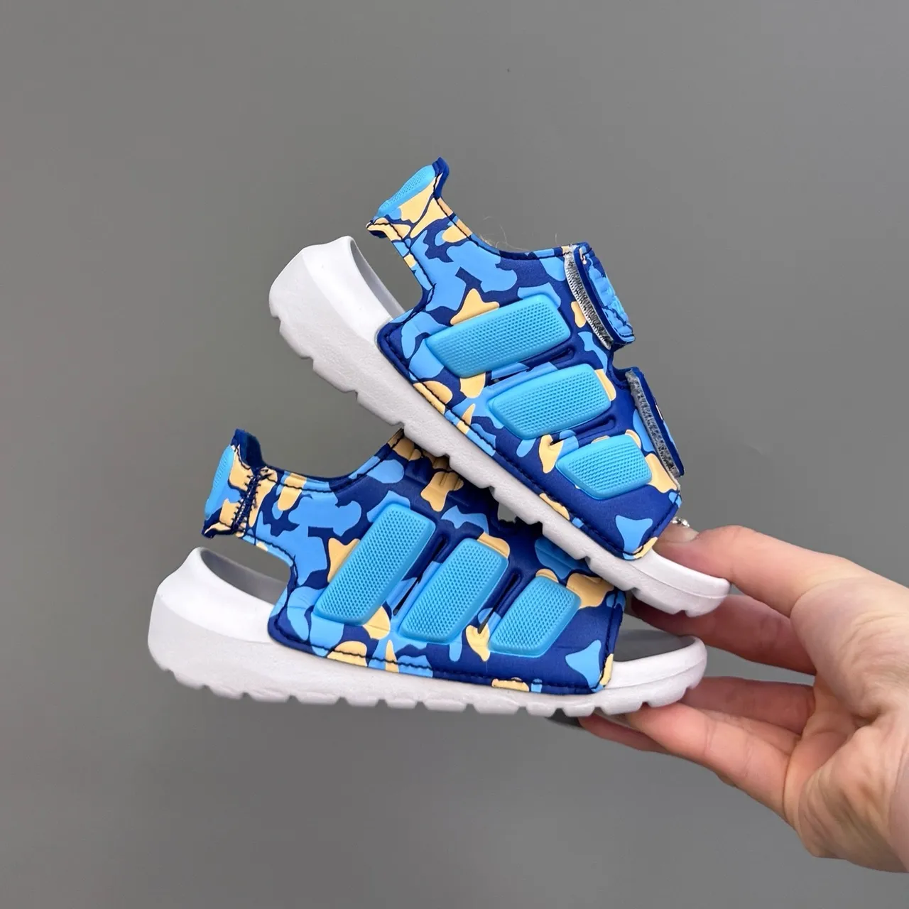 Adidas Blue White Dual-Strap Velcro Closure Camouflage-Print Upper Casual Sandals 11