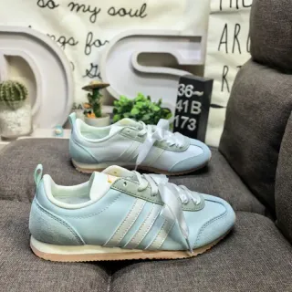 Adidas Campus حذاء أسلوب حياة أزرق فاتح وأبيض