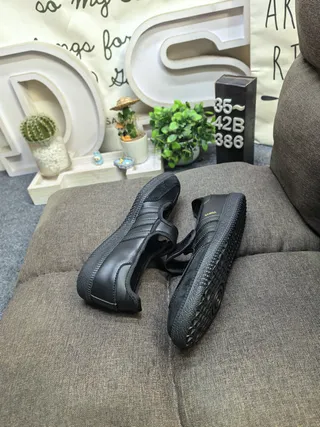 Adidas Gamba Black Laceless Velcro Strap Mary Jane Shoes 6
