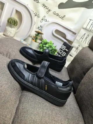Adidas Gamba Black Laceless Velcro Strap Mary Jane Shoes 7