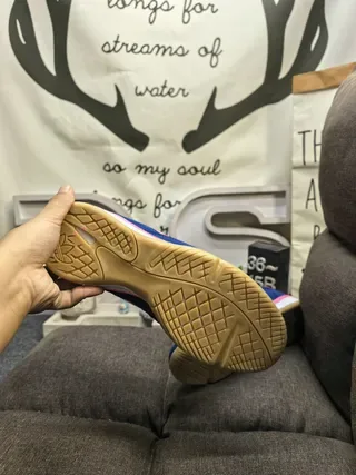 Adidas Gazelle 黑色 灰色 Gum 生活方式运动鞋 24