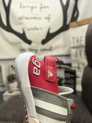 Adidas ধূসর কমলা লেস-আপ ওপেন-টো মেশ উপরের ক্যাজুয়াল স্যান্ডেল 23