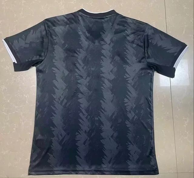 Adidas Juventus 2020–21 Home White Black Geometric Striped Jersey 4