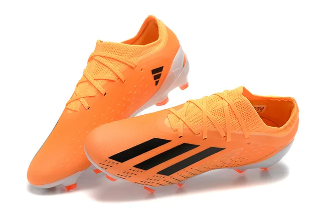 Adidas Chaussures de football basses en orange noir avec upper synthétique, lacets asymétriques pour terrain ferme 2