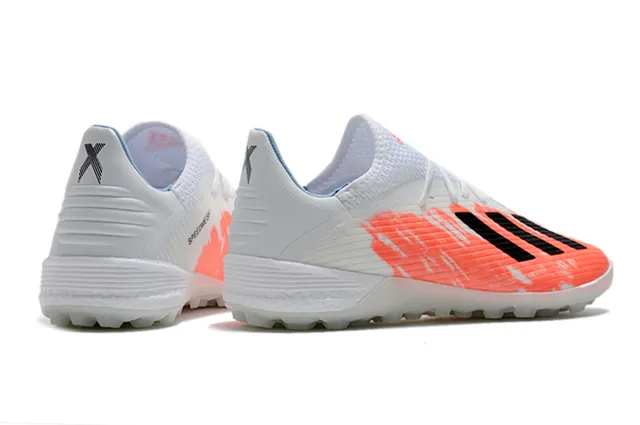 Adidas Sapatos de futebol com upper de malha rosa e branco textura ribeteada para gramado artificial 5