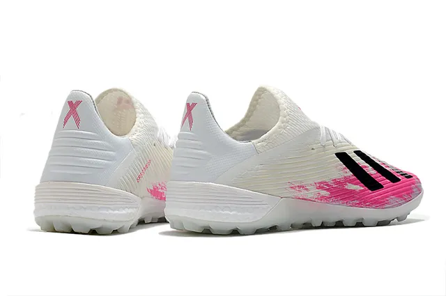 Adidas Sapatos de futebol com upper de malha rosa e branco textura ribeteada para gramado artificial 19