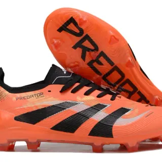 Adidas Predator Chaussures de football orange noir à coupe basse avec empeigne synthétique, trois bandes sur terrain ferme