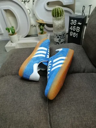 Adidas Samba حذاء رياضي أزرق من السويد 6