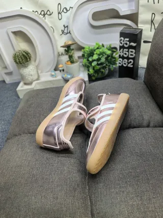 Adidas Samba 金属玫瑰金玛丽珍鞋 6
