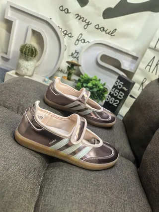 Adidas Samba 金属玫瑰金玛丽珍鞋 9