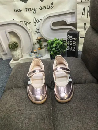 Adidas Samba 金属玫瑰金玛丽珍鞋 10