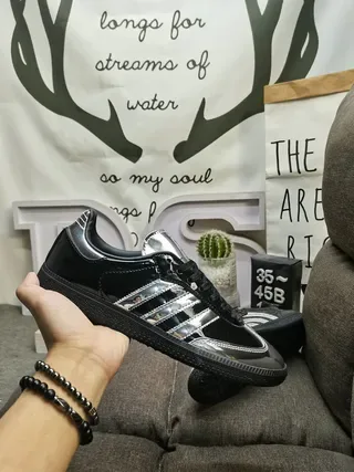 Adidas Samba OG Tênis Lifestyle Preto Metálico Prateado 6