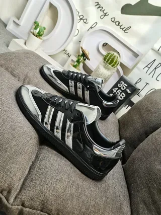 Adidas Samba OG Tênis Lifestyle Preto Metálico Prateado 7