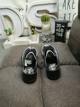 Adidas Samba OG Tênis Lifestyle Preto Metálico Prateado 8