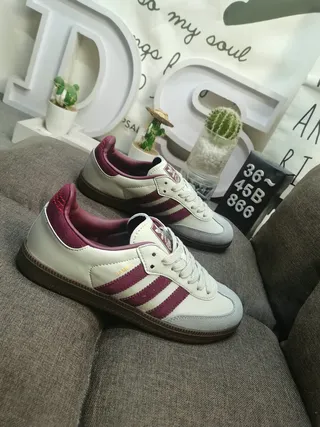 Sneakers lifestyle Adidas Samba OG Burgundy et Off-White 9