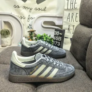 Adidas Samba OG رمادي وكريم حذاء رياضي أسلوب الحياة
