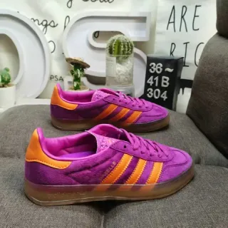Adidas Samba أحذية رياضية أسلوب حياة بنفسجي وبرتقالي