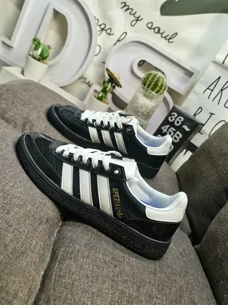 Adidas Spezial Zapatillas lifestyle negro y blanco 7