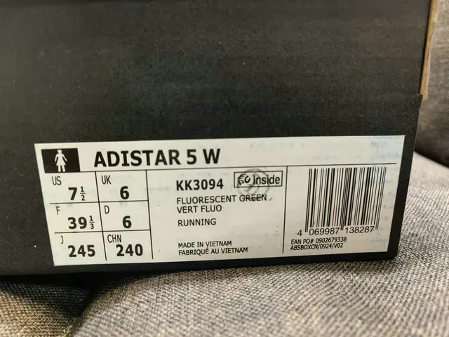 Chaussures de running Adidas Supernova Dreamstrike noires et grises 22