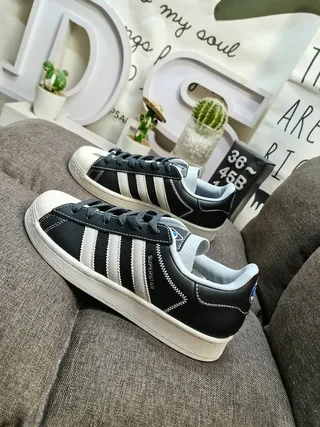 Adidas Superstar Beige et Blanc Sneakers Lifestyle 7