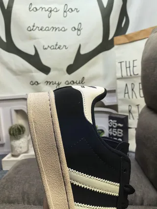 Adidas Superstar أسود وكريم حذاء رياضي أسلوب حياة 3