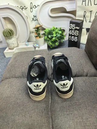 Adidas Superstar أسود وكريم حذاء رياضي أسلوب حياة 8