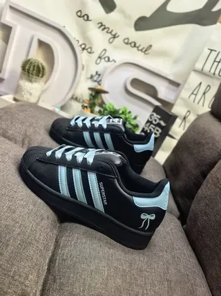 Adidas Superstar কালো এবং হালকা নীল লाइফস্টাইল স্নিকার 7