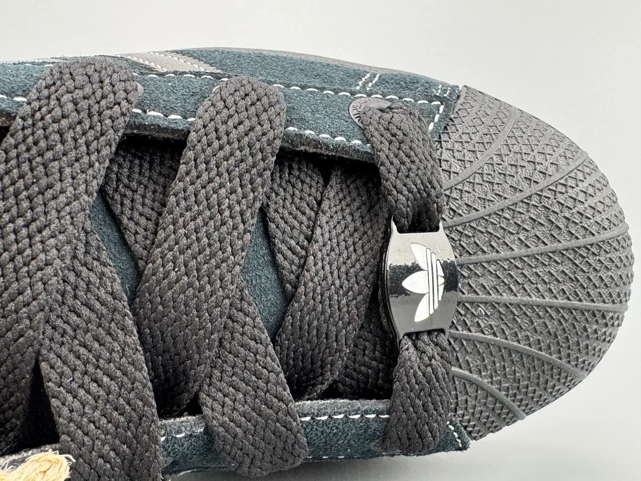 Adidas Superstar Tênis Lifestyle de Camurça Preto 2