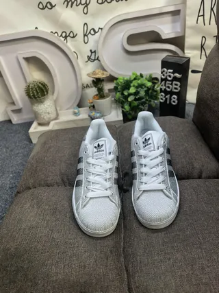 Adidas Superstar Orné de Cristaux Argent et Noir Chaussures Lifestyle 10