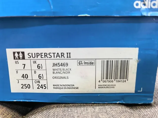 Adidas Superstar The Panda zapatillas lifestyle 2