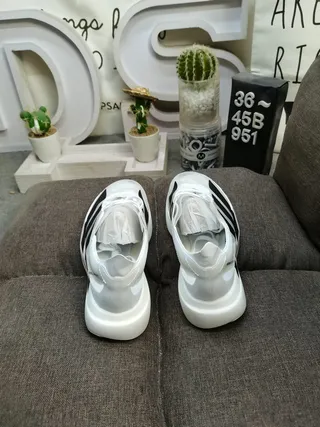 أديداس أبيض أسود silhouette streamlined شفاف كعب overlay lifestyle sneakers 8
