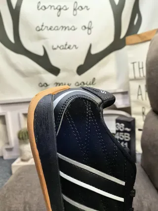 Adidas Chaussures Lifestyle Blanc et Vert Haut Matelassé Trois Rayures 13