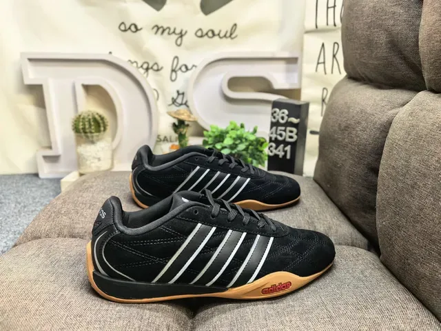 Adidas Chaussures Lifestyle Blanc et Vert Haut Matelassé Trois Rayures 21