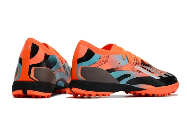 Adidas X Orange Black Chaussures de football low-cut maille synthétique et overlay pour turf 5