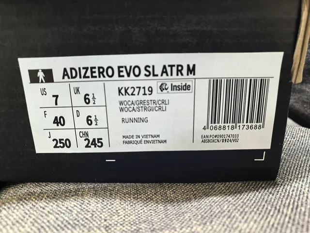 Adidas Xero Evo SL ATR सफेद गुलाबी चांदी दौड़ने की चप्पल 2
