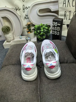 Adidas Xero Evo SL ATR सफेद गुलाबी चांदी दौड़ने की चप्पल 8